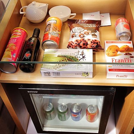 Lavande Hotel Guangzhou Ximenkou Metro Luaran gambar
